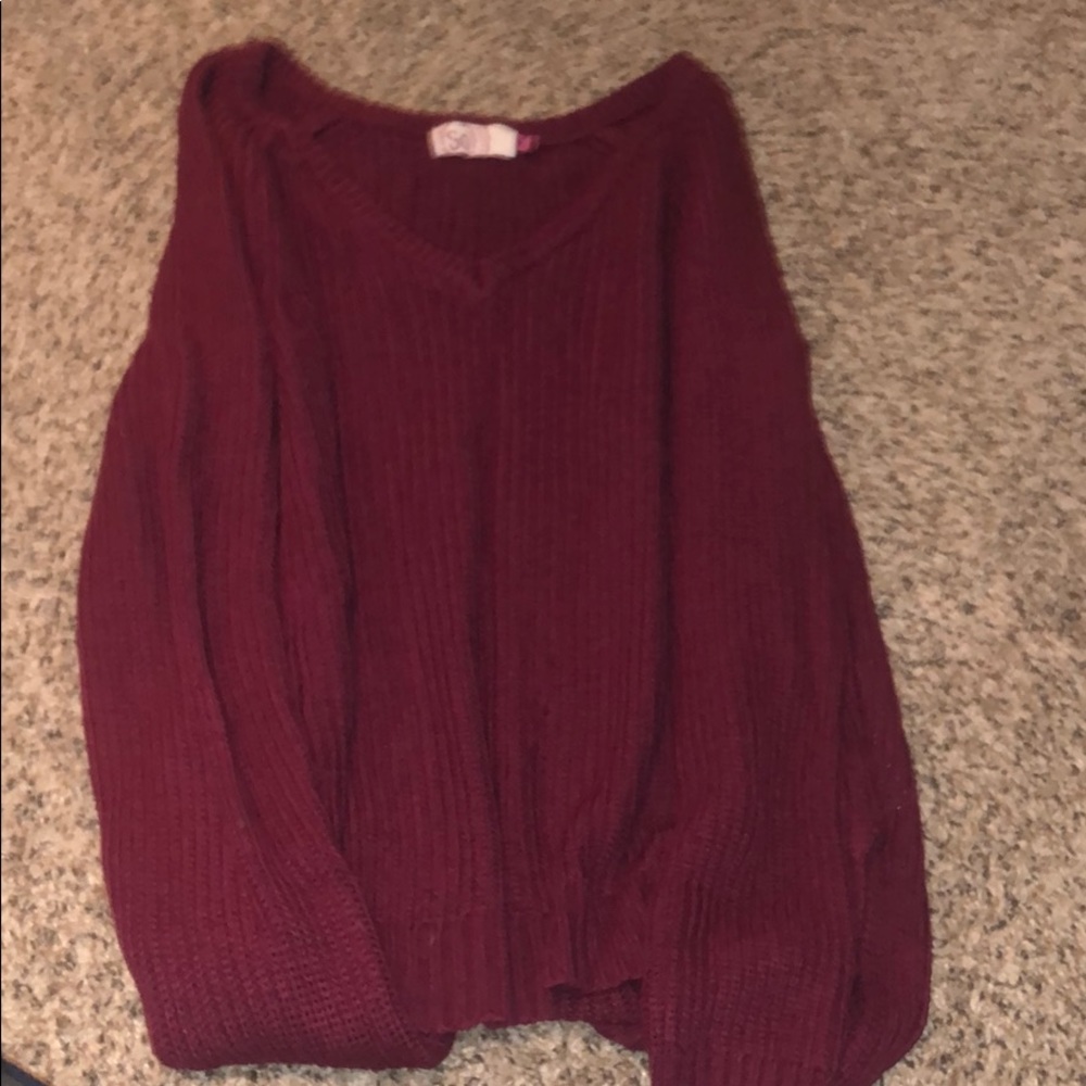 off shoulder long sleeve